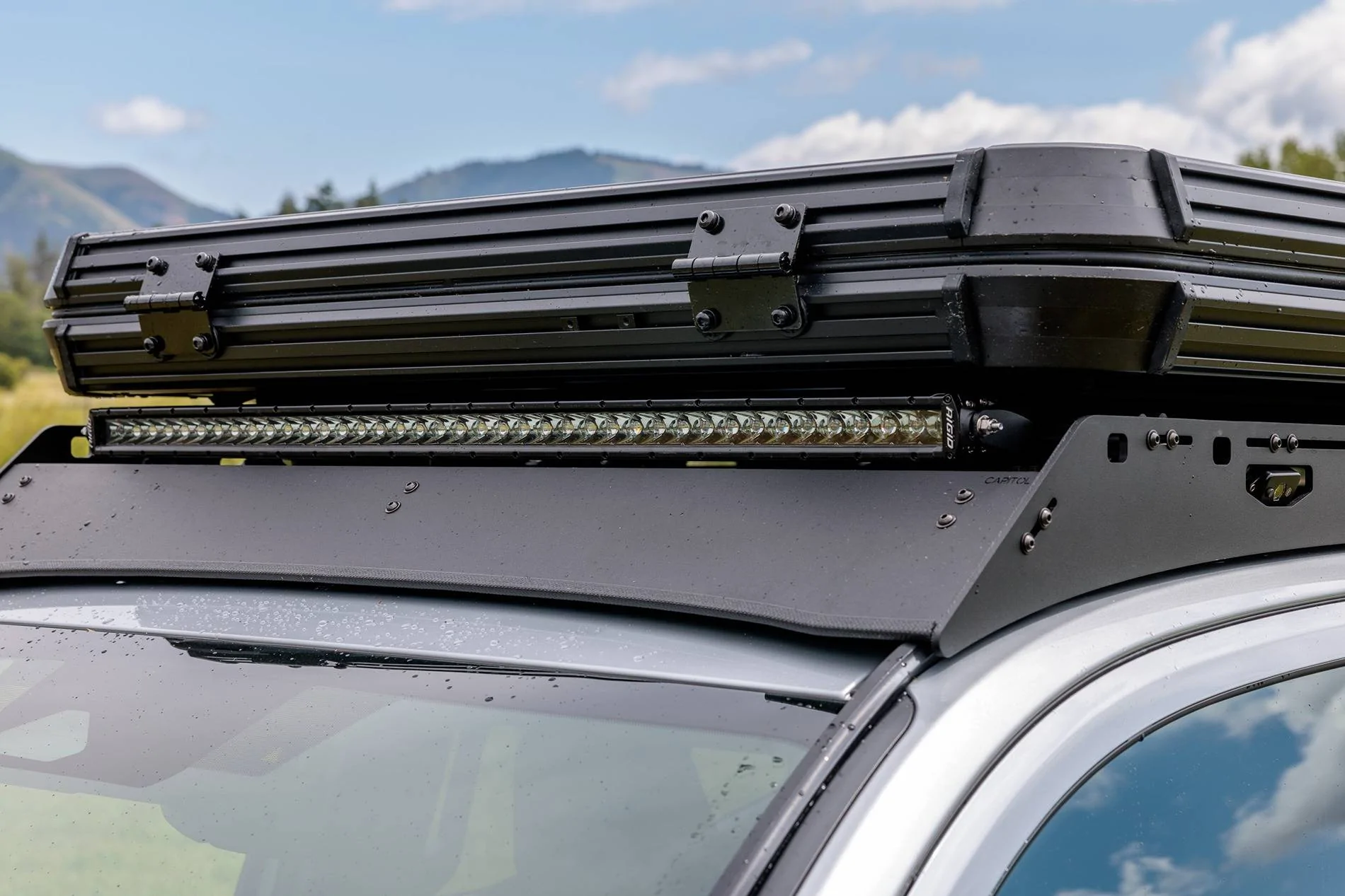 2025 4runner 6th gen Conceptual Render with Sherpa Capitol Rack & Aspen V2 RTT _W0A4945