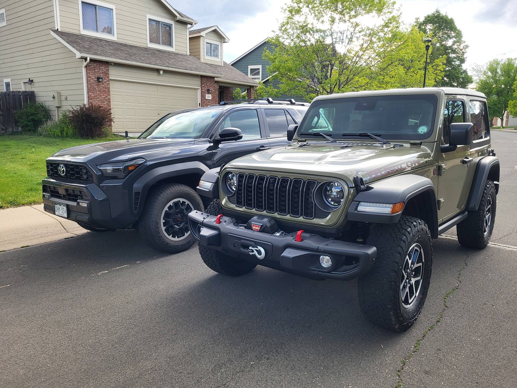 2025 4runner 6th gen '25 4Runner versus '25 Wrangler for long roadtrips and offroading 20250516_182151