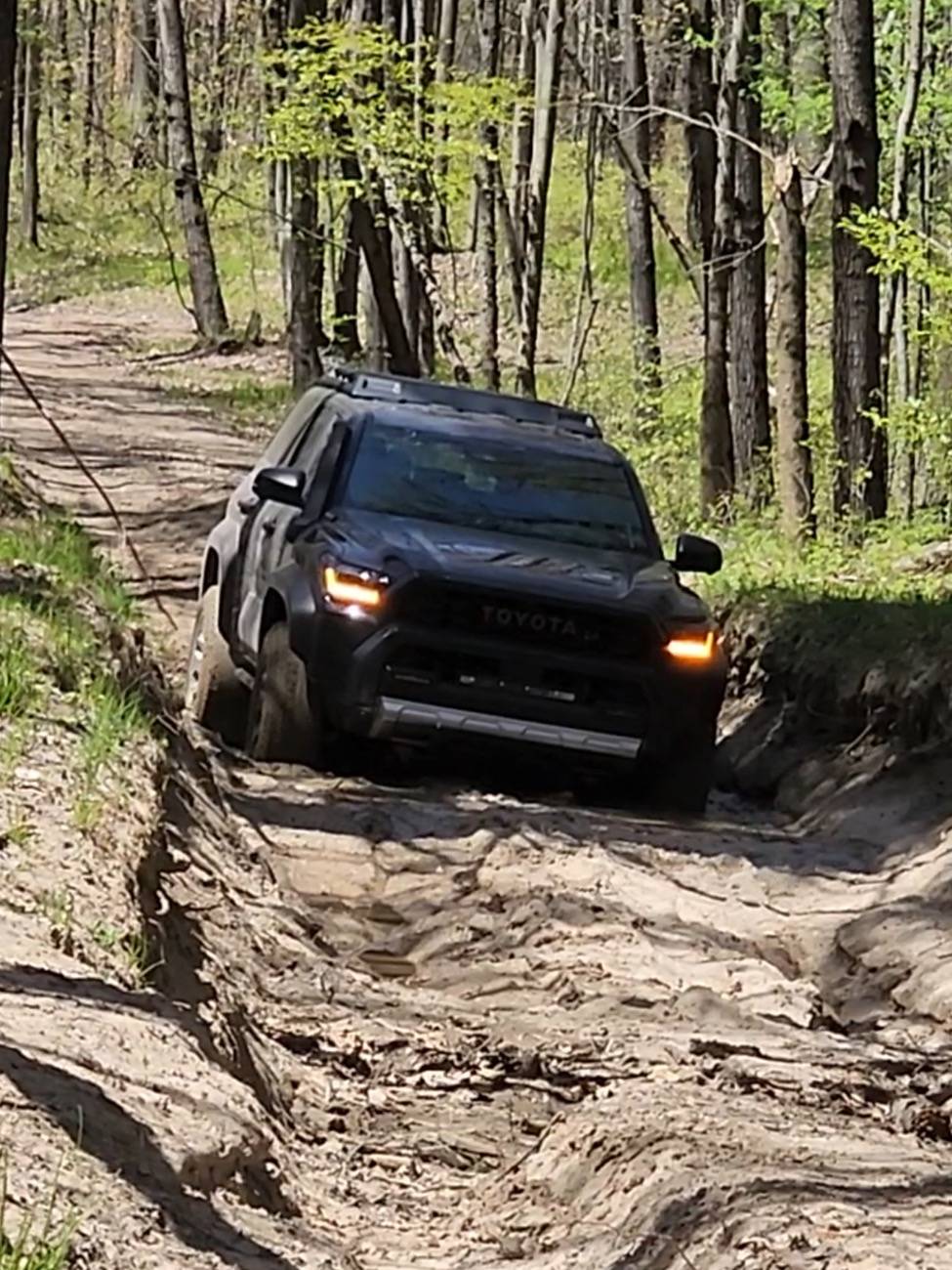 2025 4runner 6th gen Trailhunter PHOTOS doing 4runner things! (any colors welcome!) IMG_2492