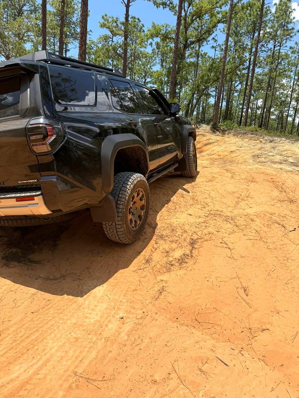 2025 4runner 6th gen Trailhunter PHOTOS doing 4runner things! (any colors welcome!) Black Trailhunter 4Runner offroading crawling 4
