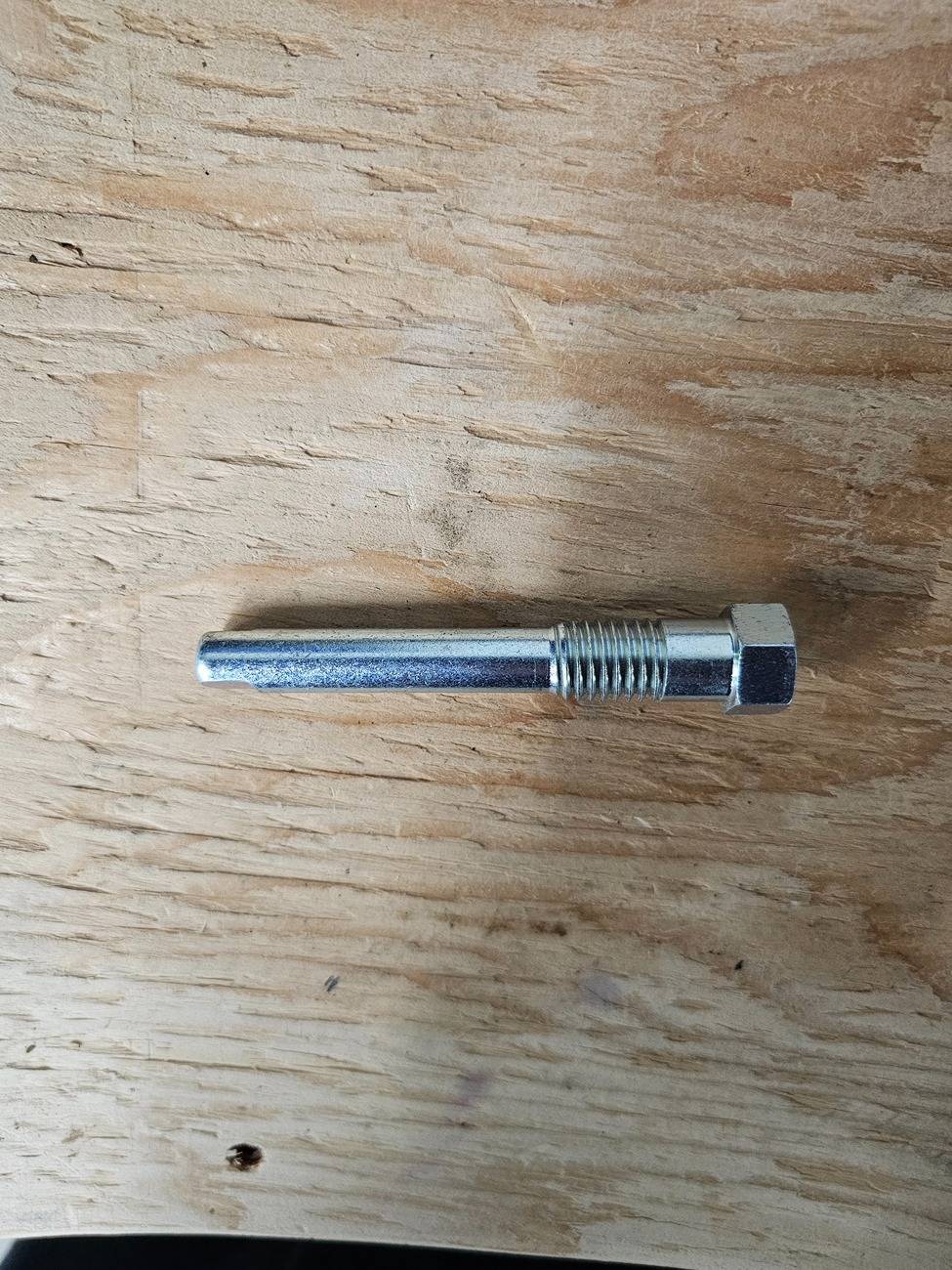 2025 4runner 6th gen One up bike rack and rear receiever issues 20250520_092224