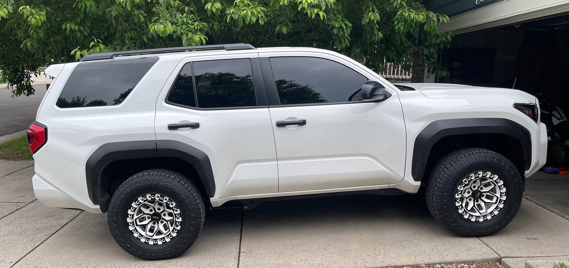 2025 4runner 6th gen Aftermarket Wheels, Bigger Tires, Lift Kits (Compilation) for 2025+ 4Runner 6th Gen -- Add Yours! IMG_2352