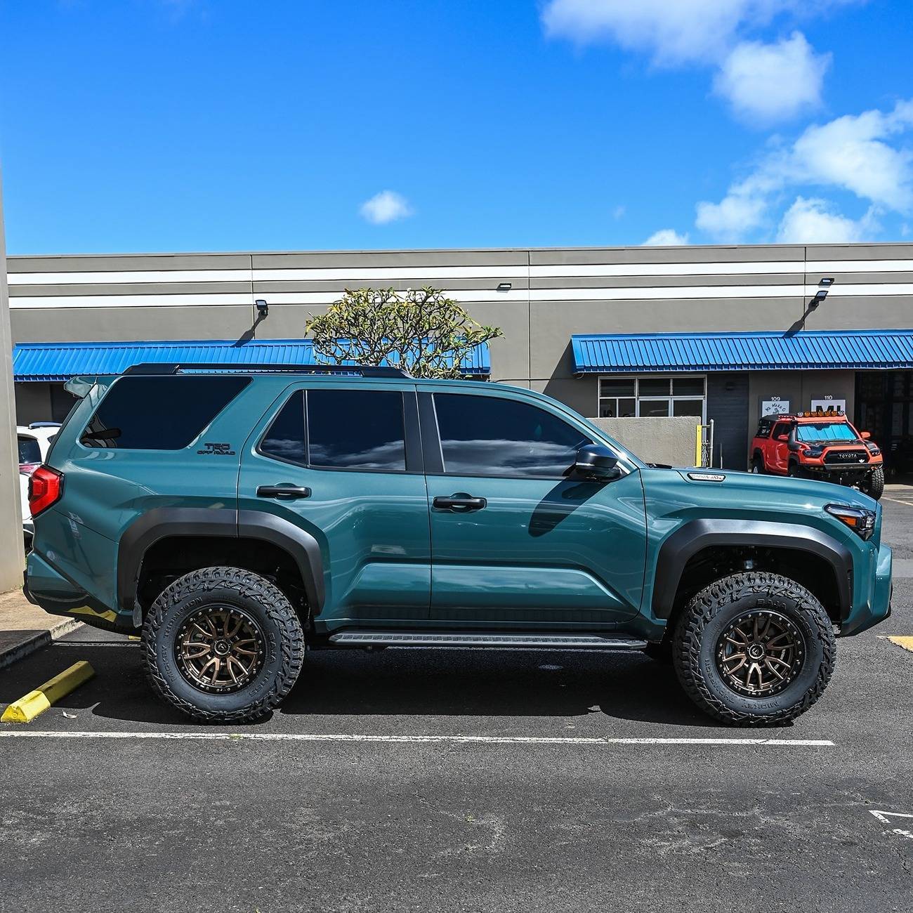 2025 4runner 6th gen EVEREST Photos 4Runner 6th Gen (2025+) t-kit-fuel-rebel-17x9-0-offset-mickey-thompson-