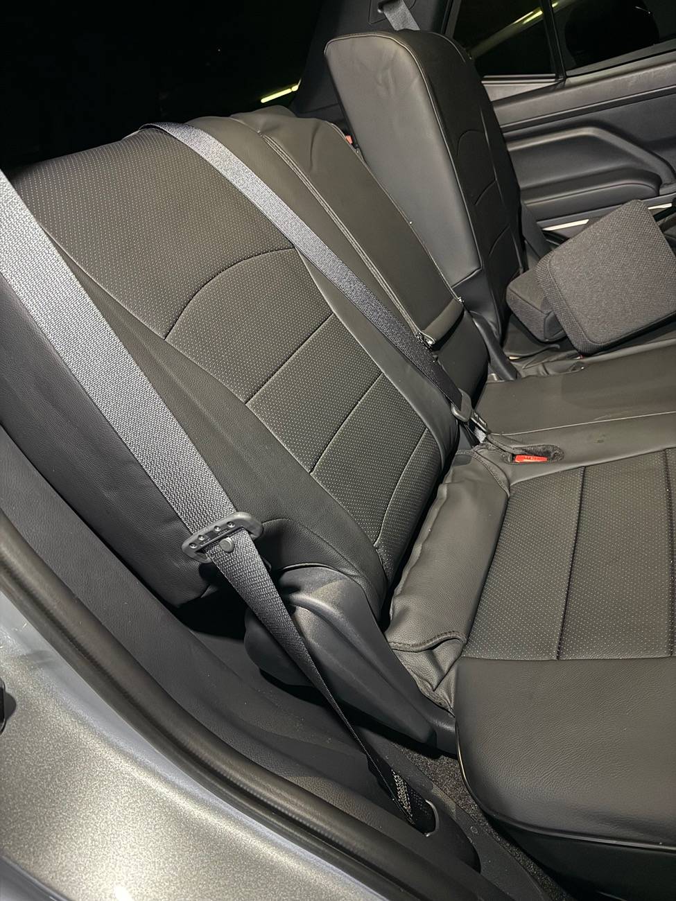 2025 4runner 6th gen EKR faux leather seat covers installed on 6th gen 4Runner SR5 -- photos, install tips, review IMG_9474