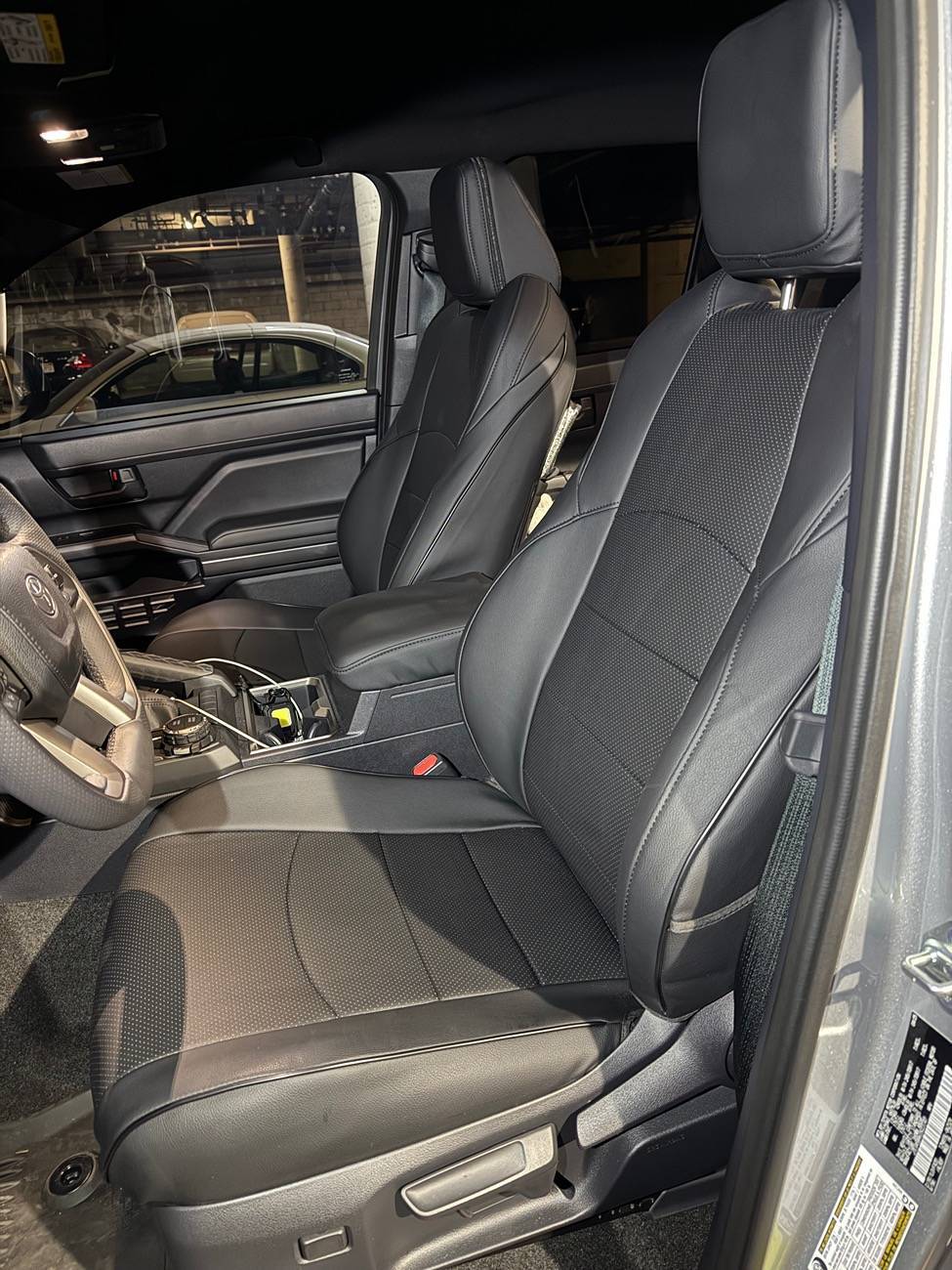 2025 4runner 6th gen EKR faux leather seat covers installed on 6th gen 4Runner SR5 -- photos, install tips, review img_9520-jpe