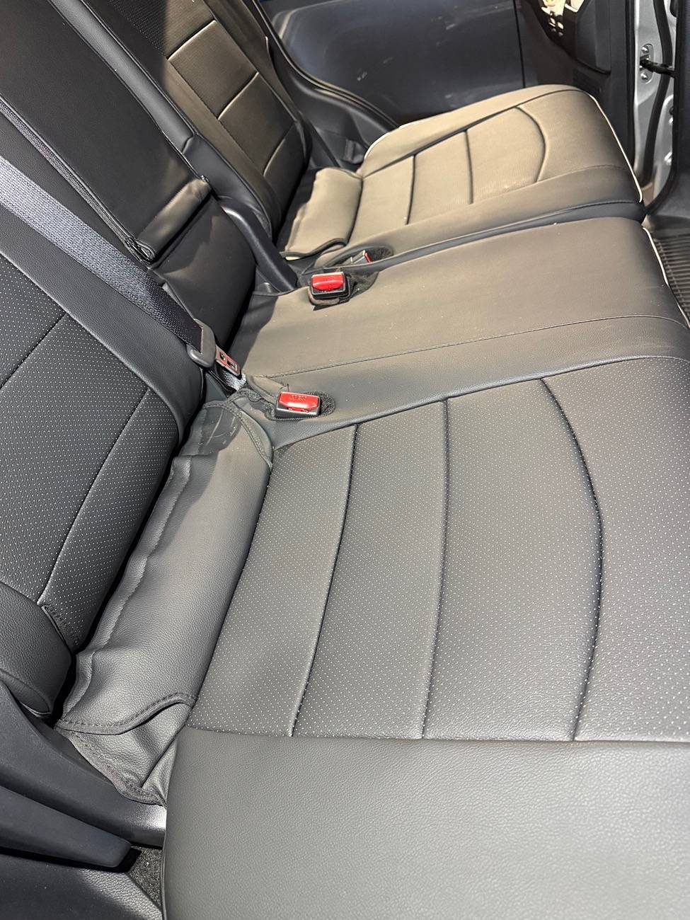 2025 4runner 6th gen EKR faux leather seat covers installed on 6th gen 4Runner SR5 -- photos, install tips, review img_9524-jpe