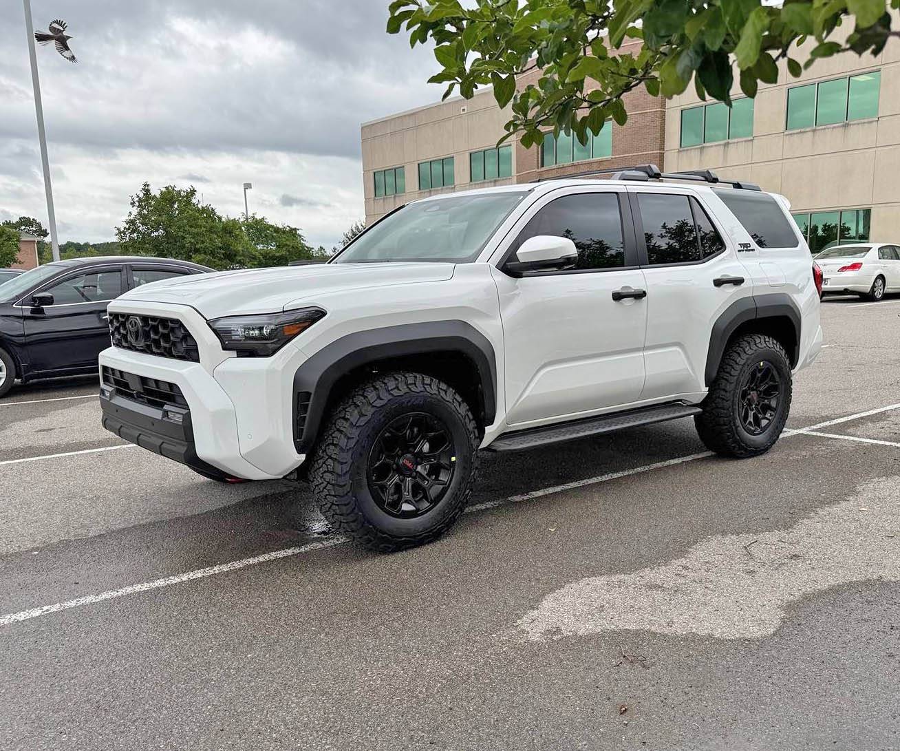 2025 4runner 6th gen Anyone running TRD Pro wheels with 275/70/18 Falken Wildpeak AT4Ws? 2025 4Runner 6th Gen TRD Offroad on TRD Pro wheels with 275:70:18 Falken Wildpeak AT4W