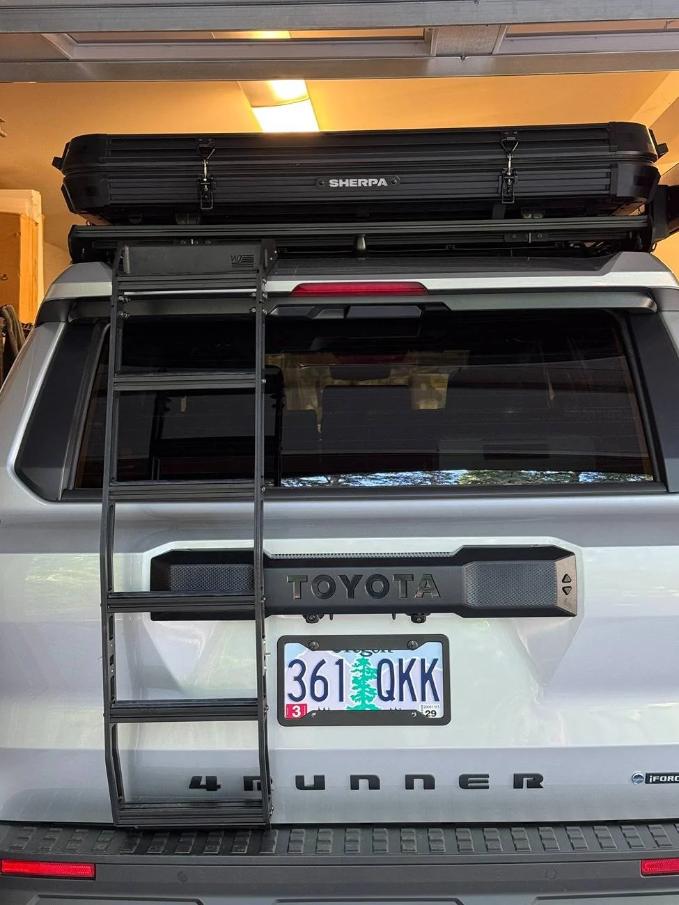 2025 4runner 6th gen Rear hatch ladder IMG_0224