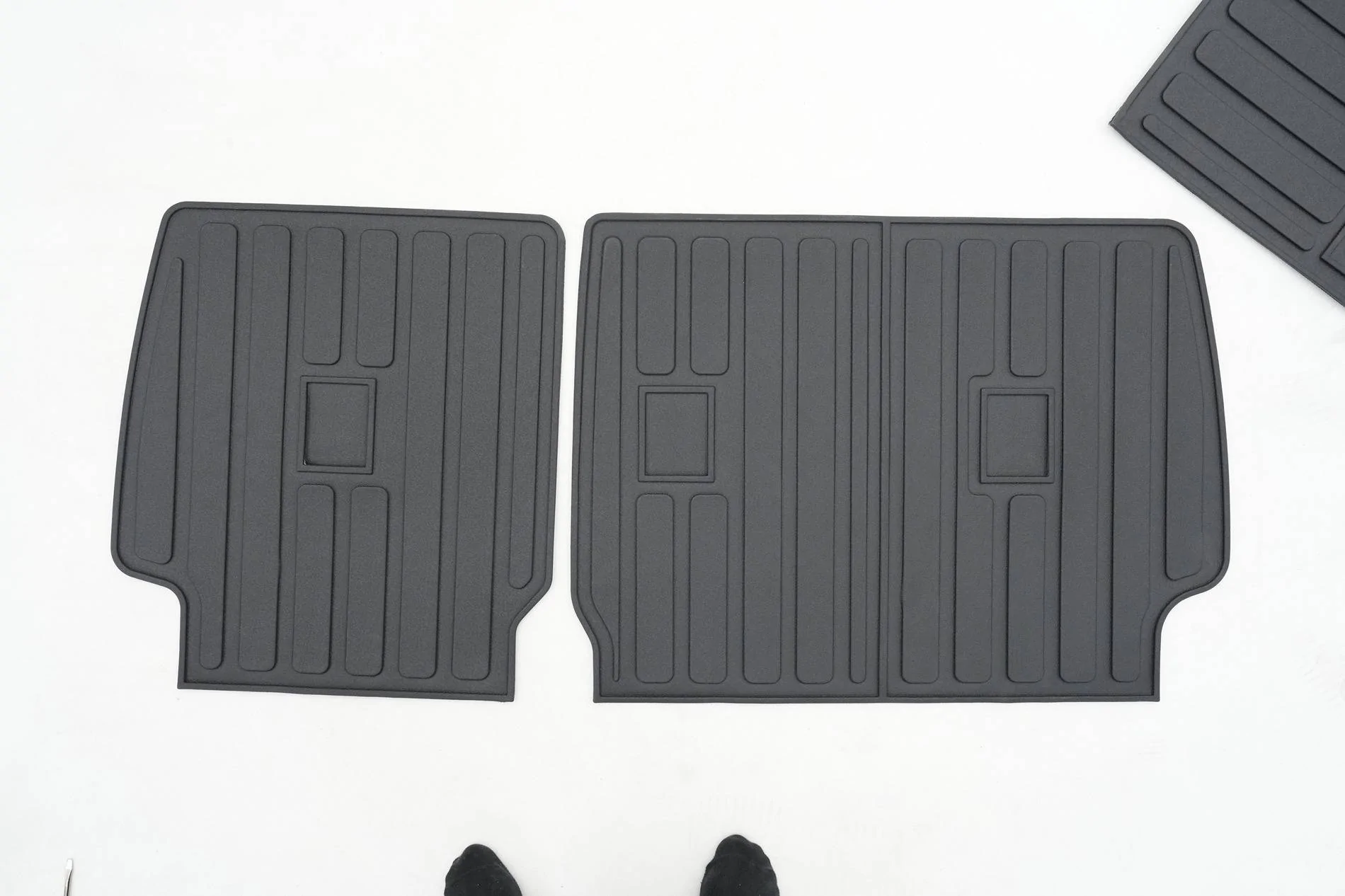 2025 4runner 6th gen 🎉Zekzoop Trunk Mat & Backrest Mat Available NOW!! (with 20%off) 25款丰田超霸5座 - 靠背垫两片普通皮纹白底