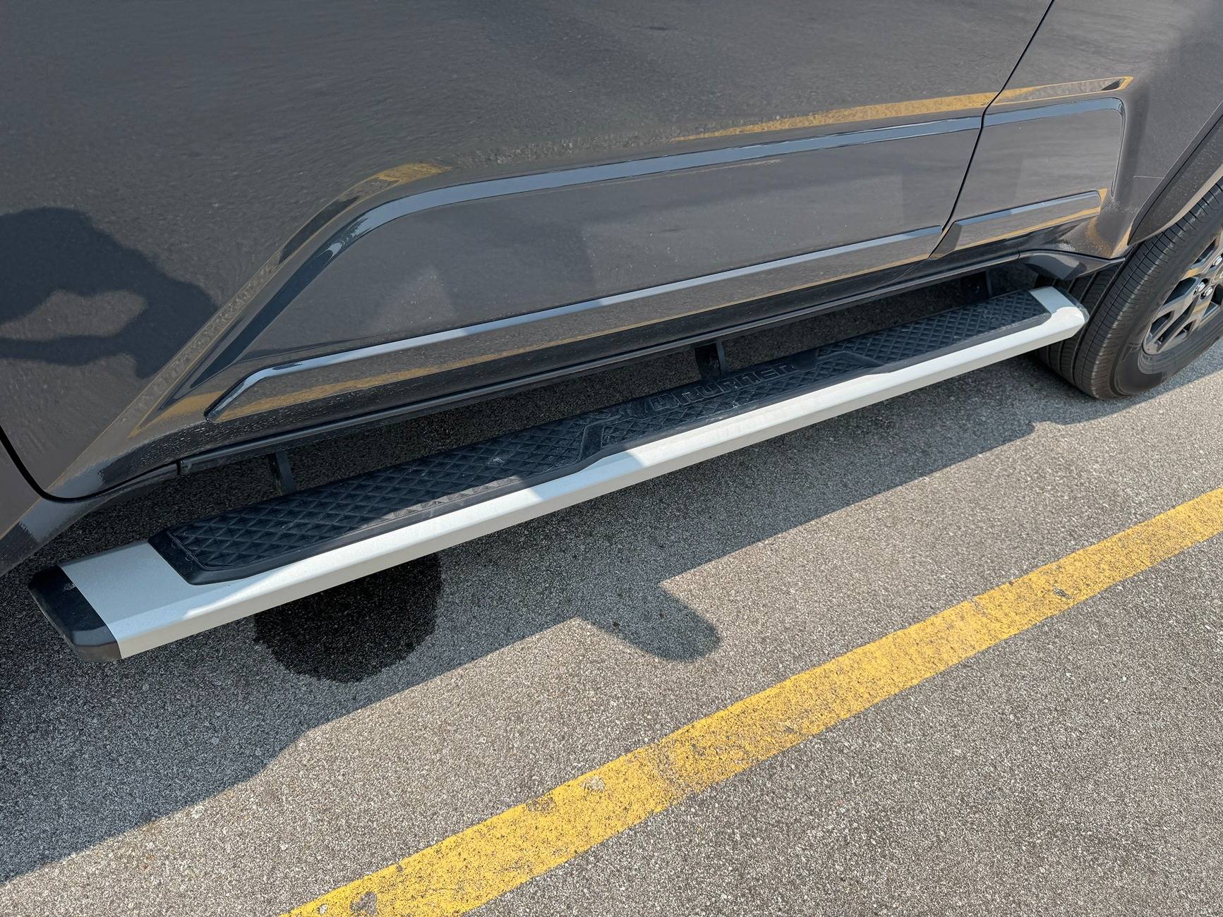 2025 4runner 6th gen WTS - OEM Oval Aluminum Running Boards - Midwest IMG_8856.JPG