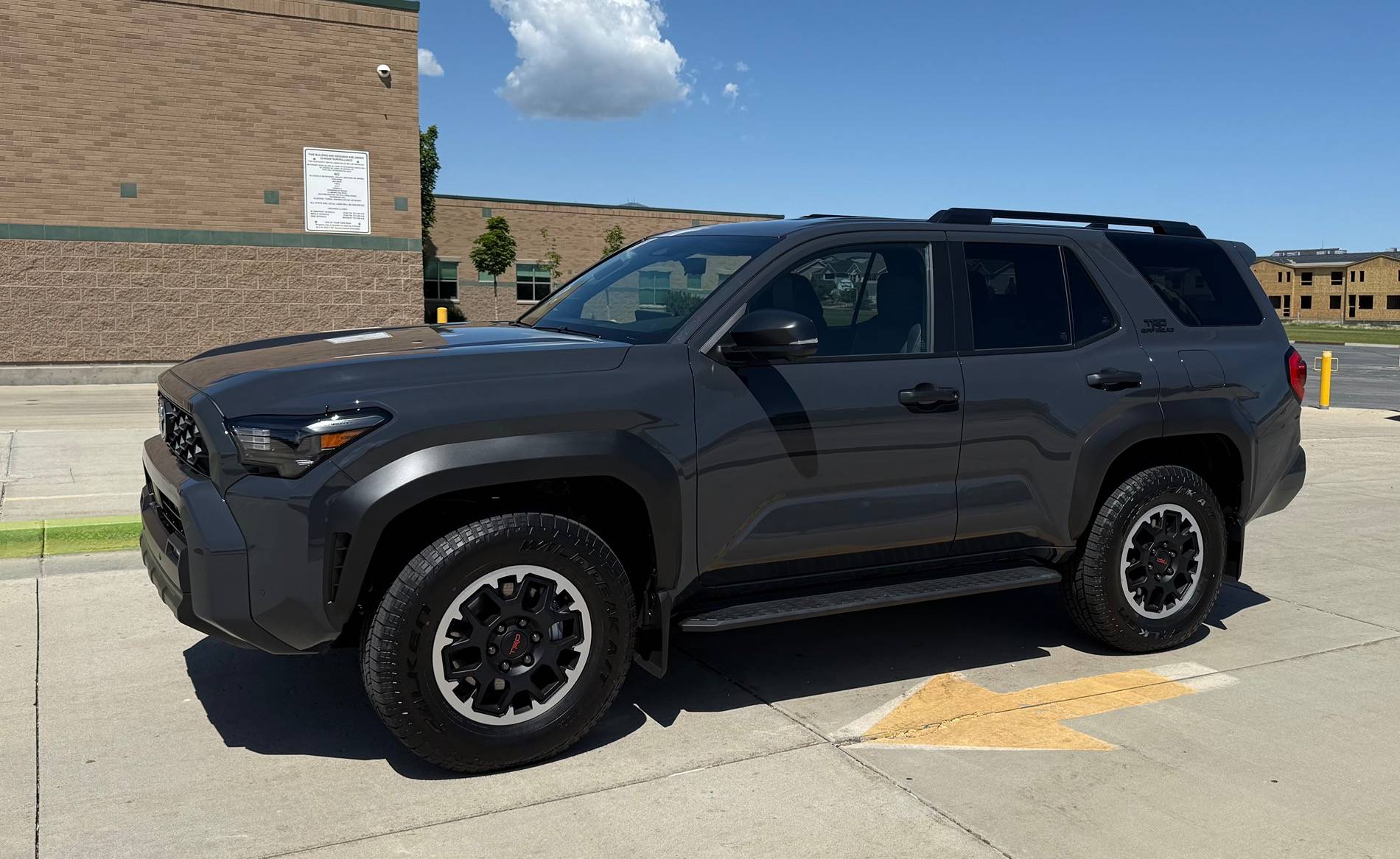 2025 Toyota 4runner 33" Nitto Terra Grappler tires (265/70r18) installed on 18" Factory Upgrade TRD Wheels IMG_0161