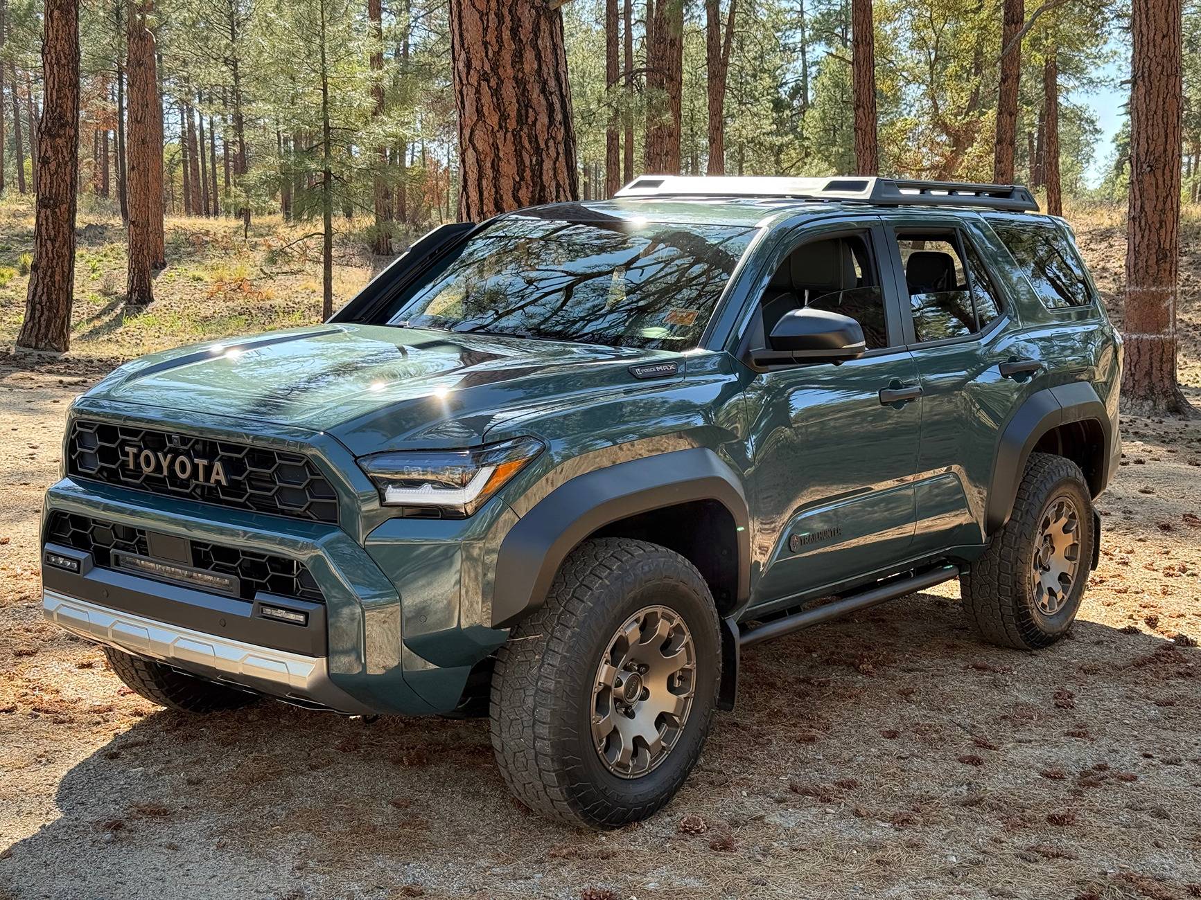 2025 Toyota 4runner The new phone book is here!!!  Trailhunter first impressions IMG_6678