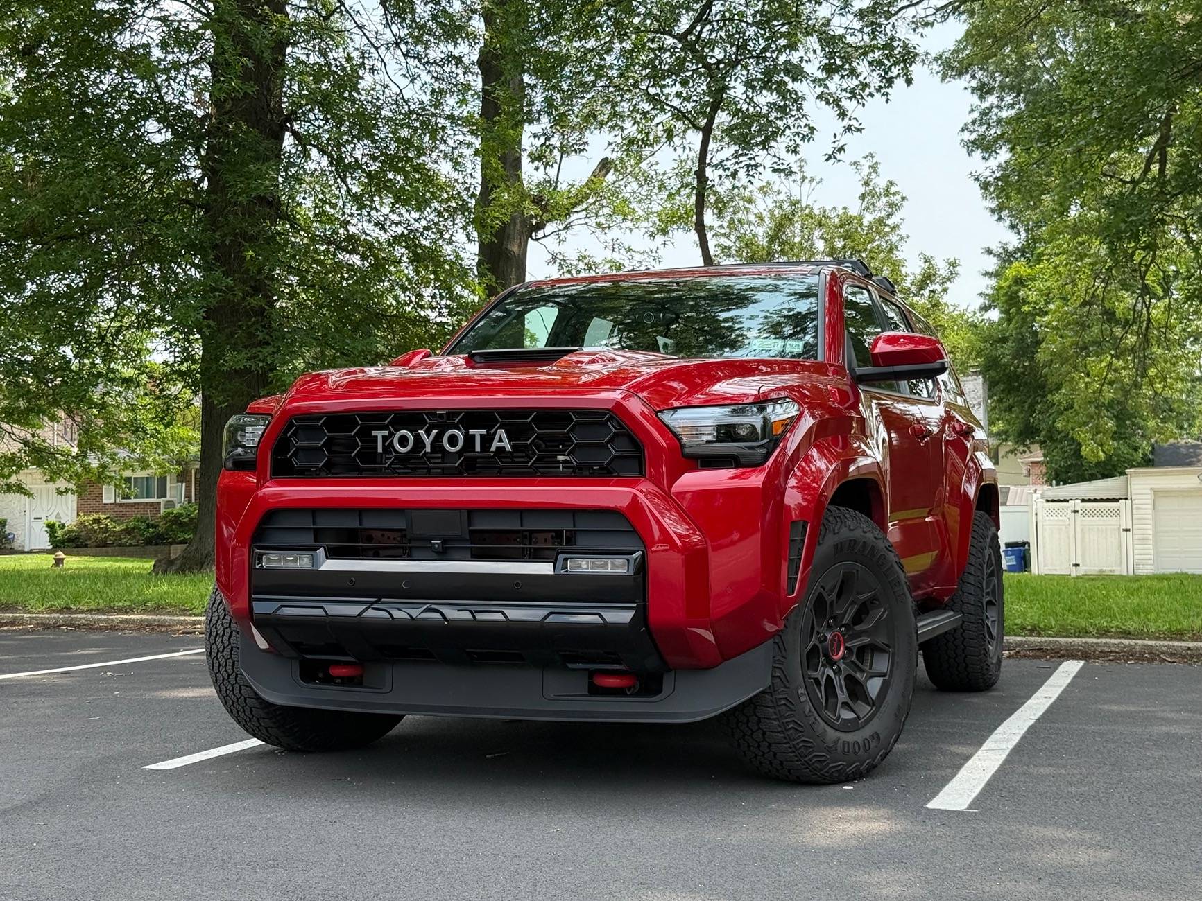 2025 Toyota 4runner SUPERSONIC RED Photos 4Runner 6th Gen (2025+) IMG_4007
