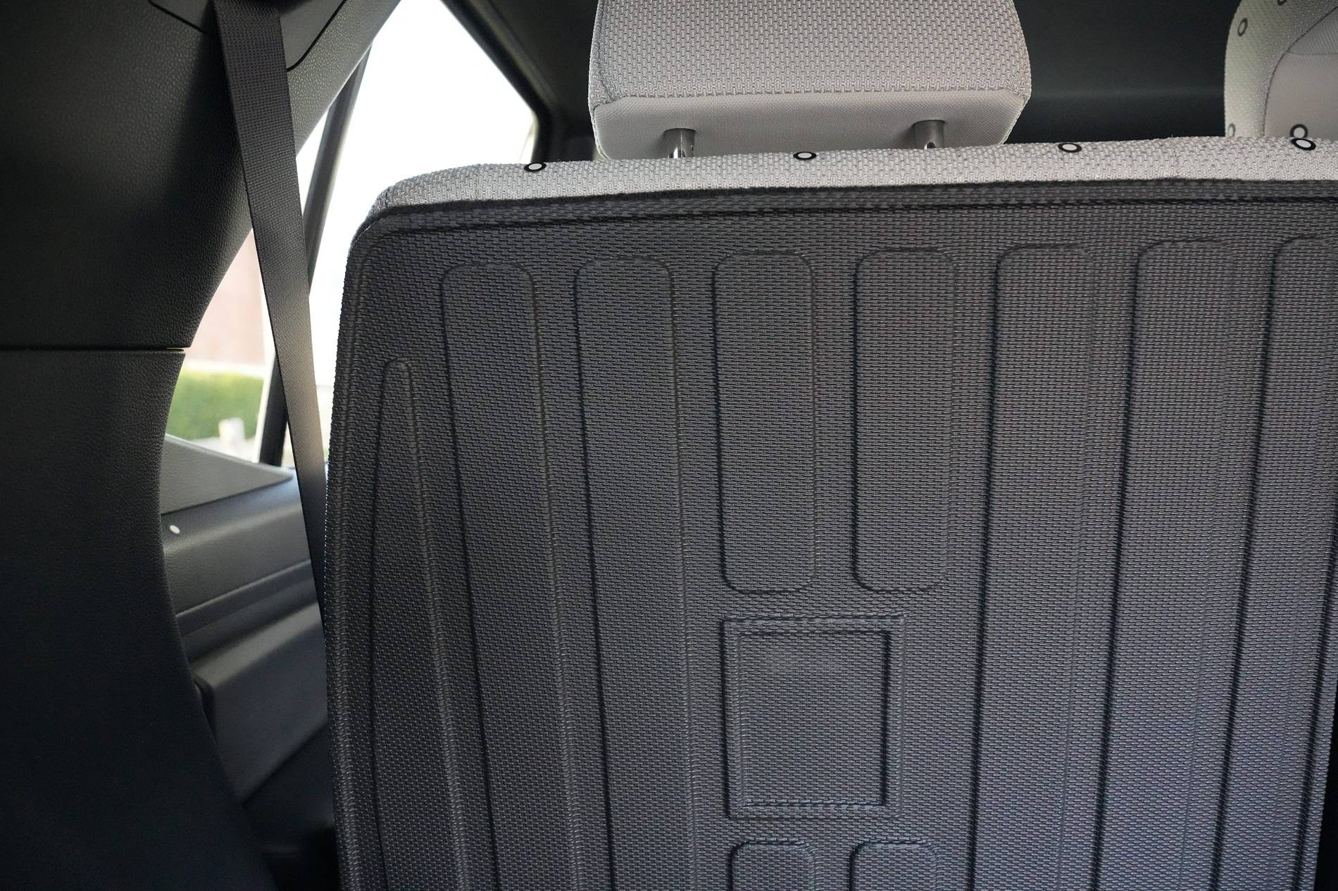 2025 4runner 6th gen 😍Zekzoop Backrest Mat for 5-seat 4Runner is COMING!!!(20%OFF Inside) 超霸5座垫子-第二排靠背垫米粒纹装车 - 副本