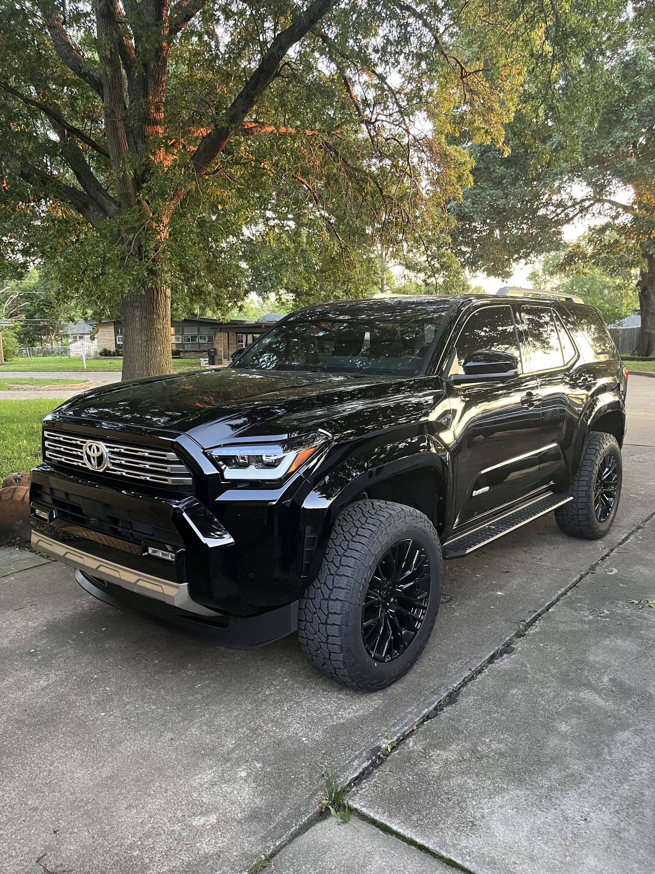 2025 4runner 6th gen Limited on Westcott Leveling 2.5” Front 1” Rear, Fuel Rebar +19 Offset, Falken Wildpeak AT4 275/60/20 SL. IMG_1223