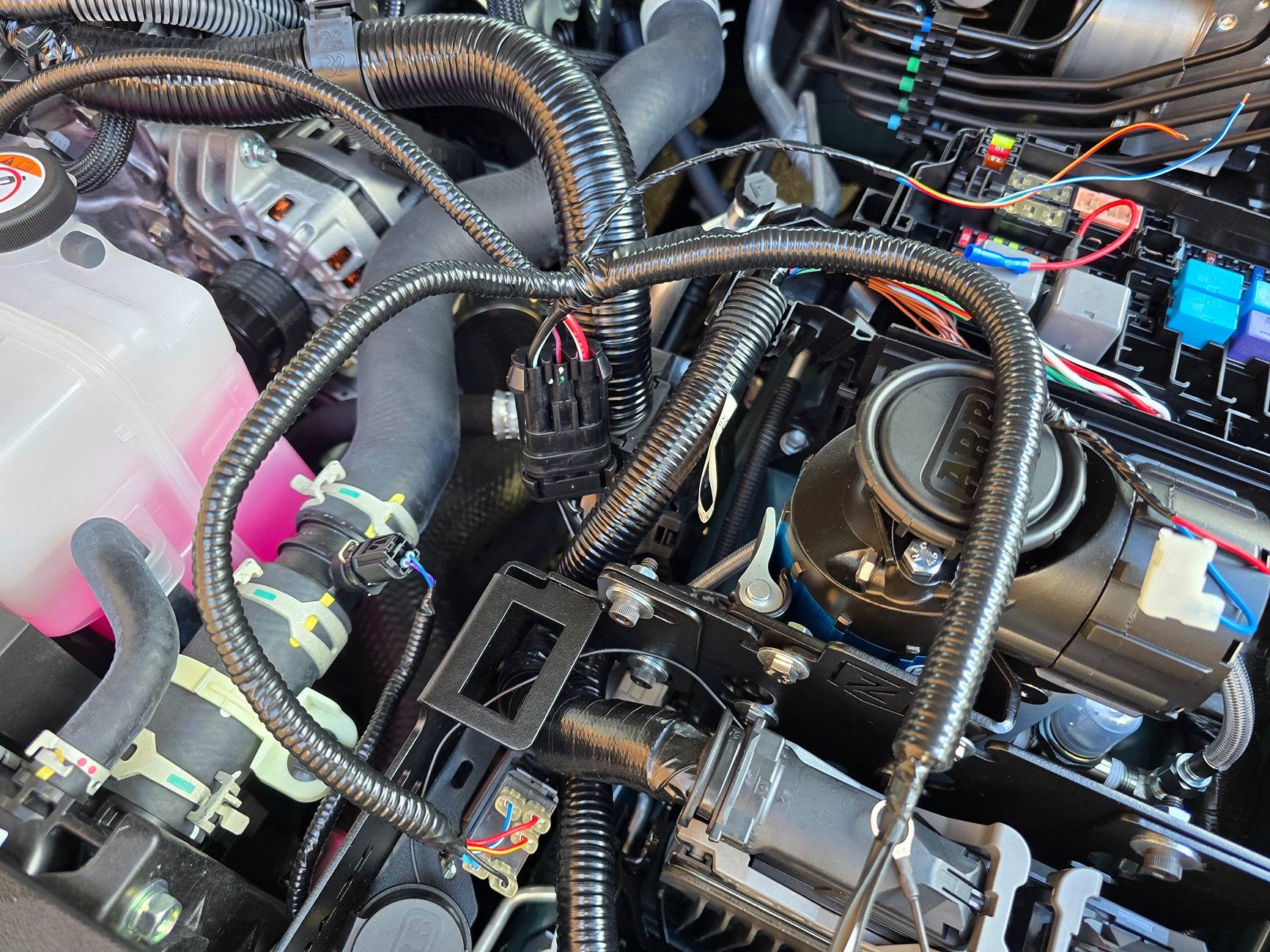 2025 4runner 6th gen ARB Brushless Single Compressor under hood install with Zroadz Tacoma Bracket with pics. 1000019445