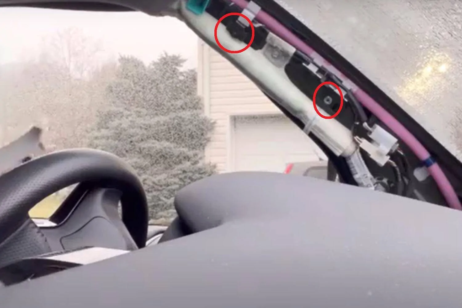 2025 4runner 6th gen Grab Handle for drivers A pilar? Any mods? 1750857590859-5q