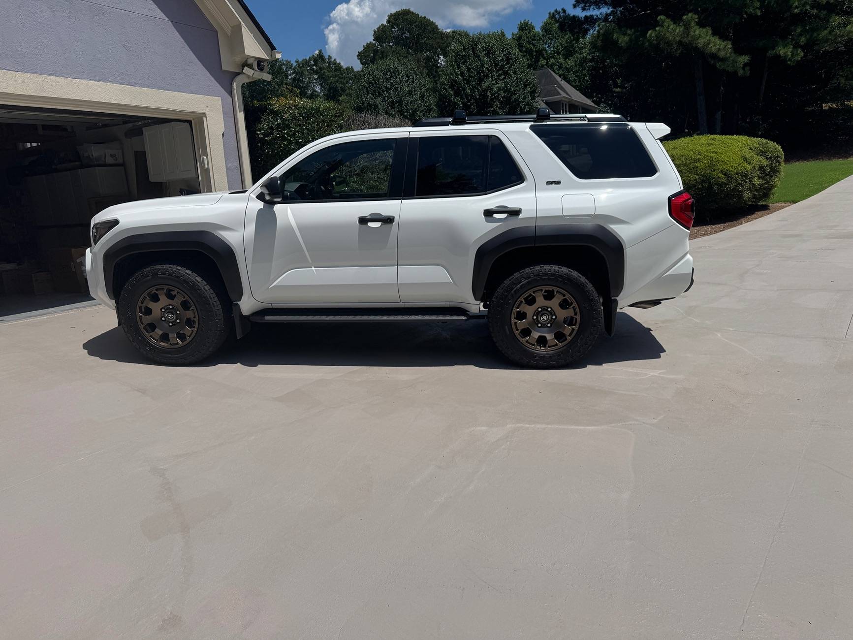 2025 4runner 6th gen Got Katzkin installed in 6th Gen 4Runner SR5 4x4 3-row IMG_0189