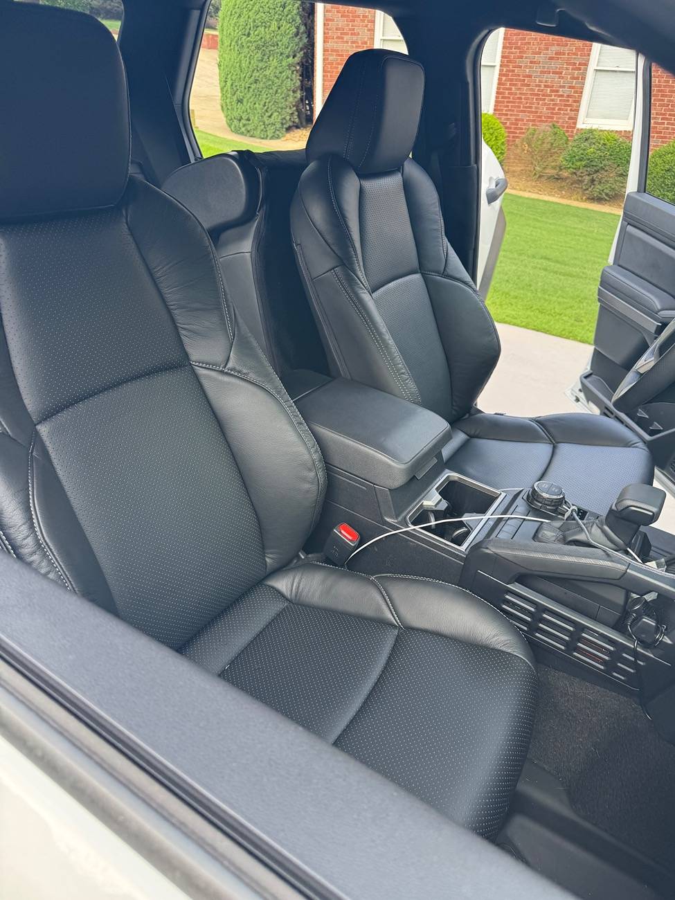 2025 4runner 6th gen Got Katzkin installed in 6th Gen 4Runner SR5 4x4 3-row IMG_0173