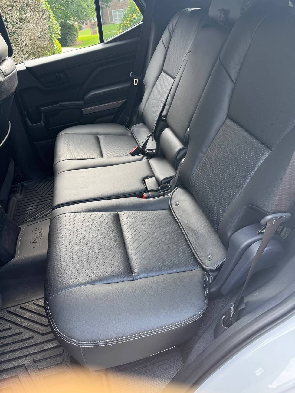 2025 4runner 6th gen Got Katzkin installed in 6th Gen 4Runner SR5 4x4 3-row IMG_0172