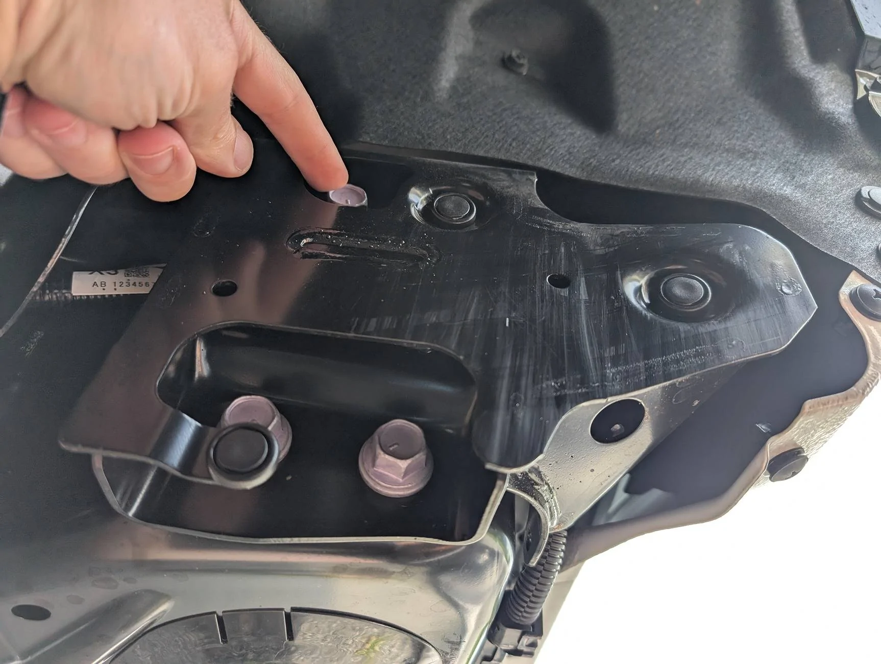 2025 4runner 6th gen 285/75R18s on stock TRD Pro (No Lift & Zero Trimming), but you have to remove front flaps and crash plates (Photos included) PXL_20250630_150426134