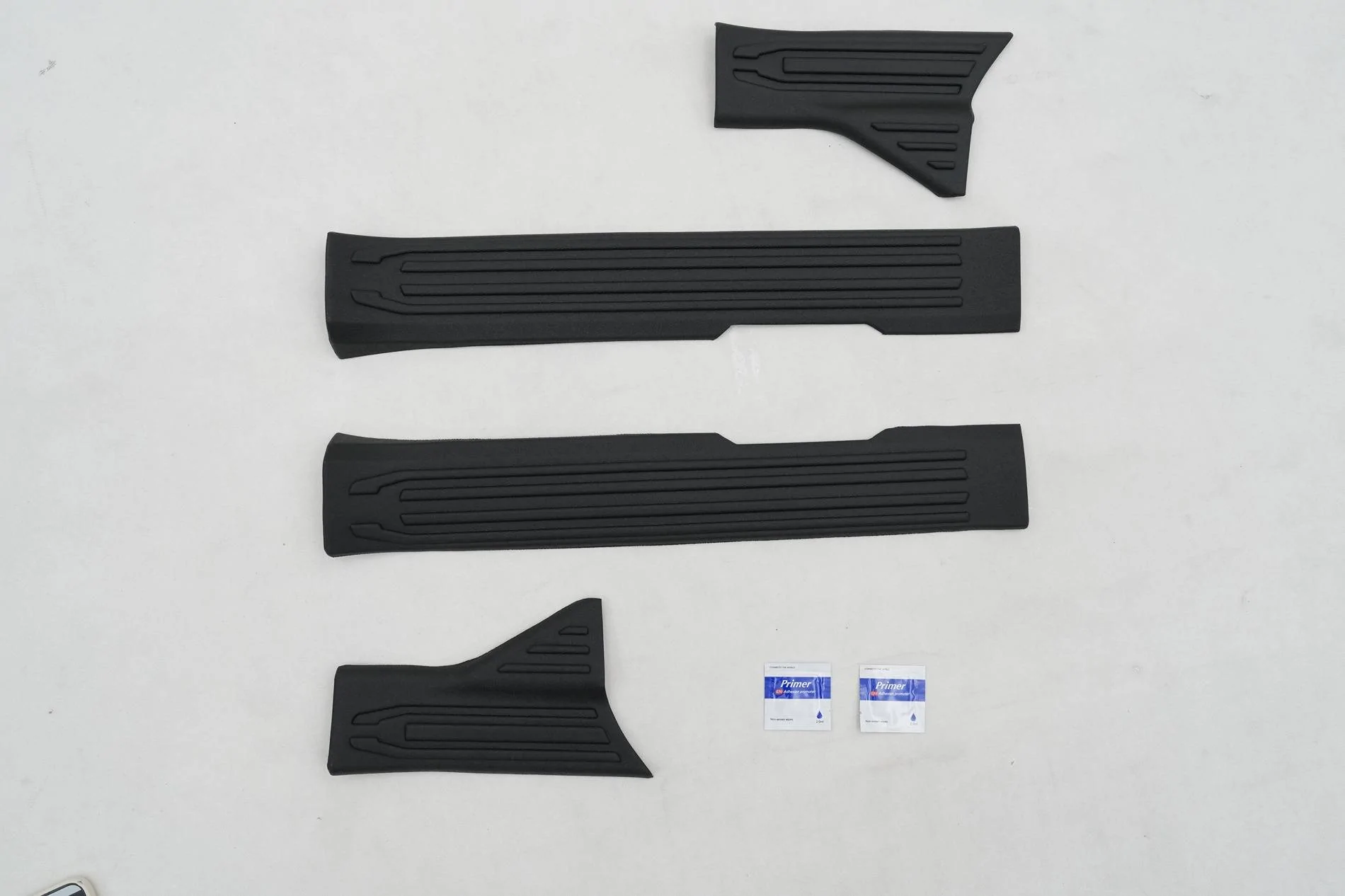 2025 4runner 6th gen 🔈🔈Zekzoop Door Sill Protector (4PCS/8PCS) Coming Now(20%OFF)❗ 25款丰田超霸5座 - 内外置门槛条（8片装）内置白底1