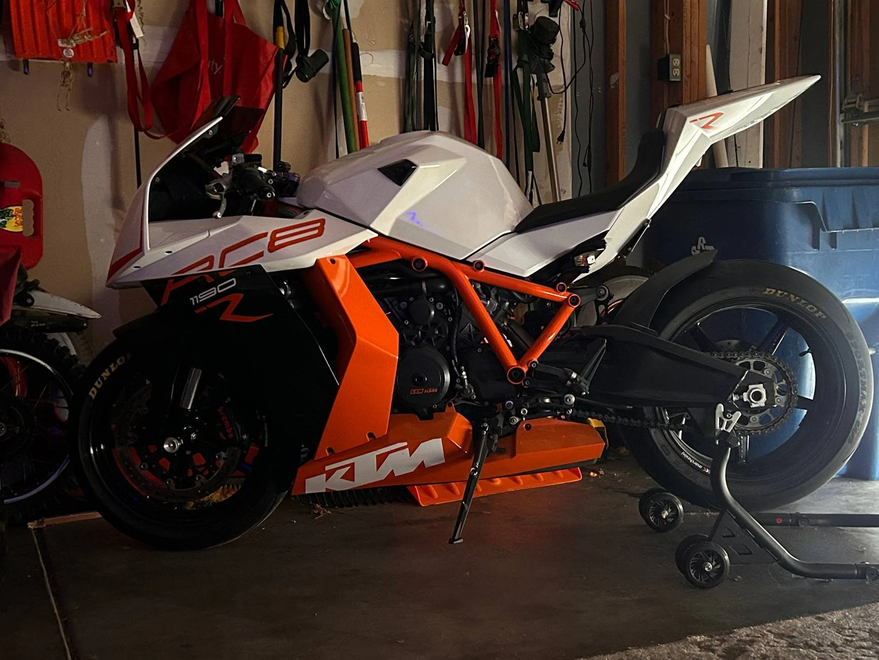 2025 4runner 6th gen What else do you drive? Post your other rides IMG_9328