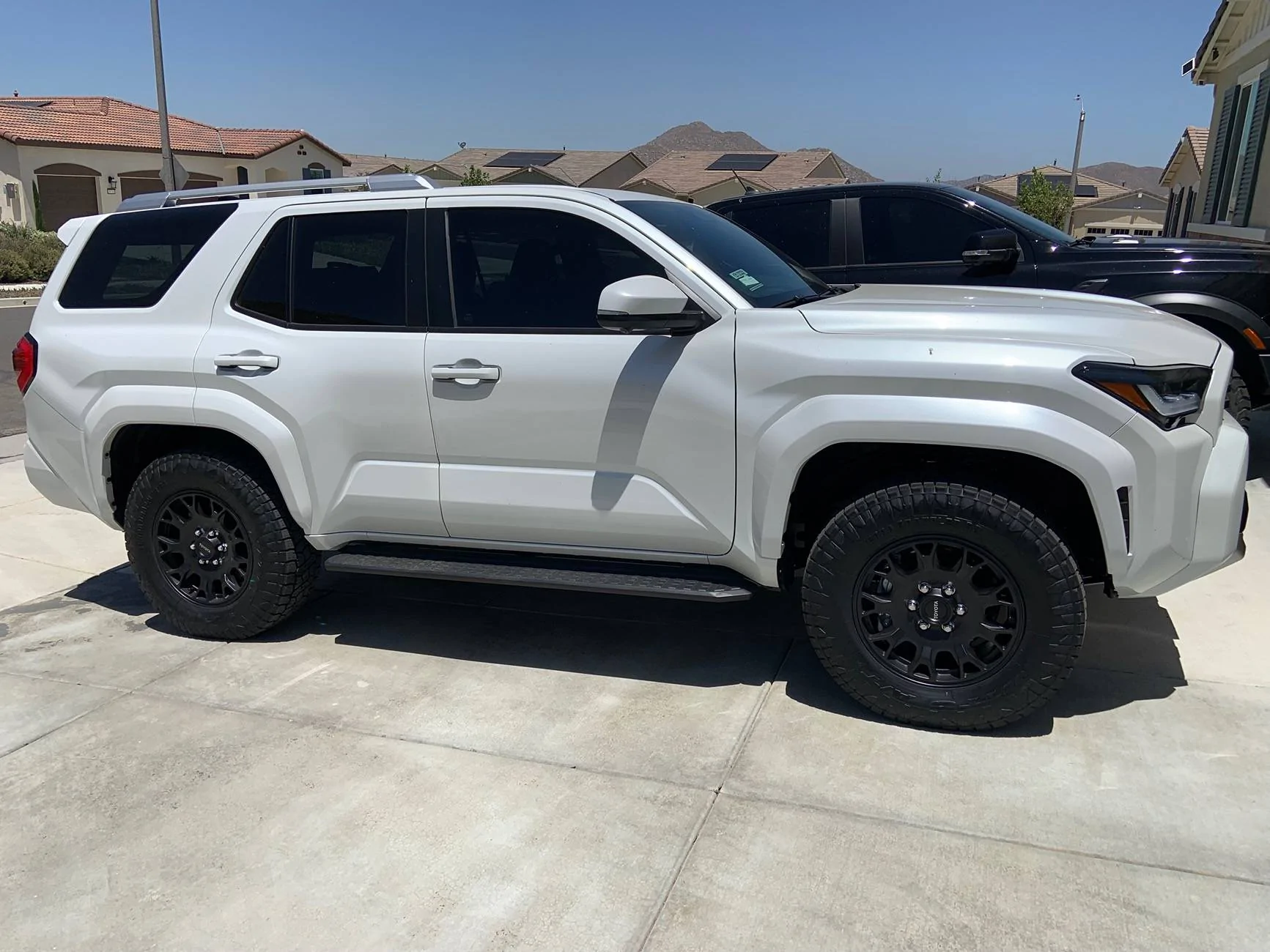 2025 Toyota 4runner New 2025 TRD SPORT Looking for Black wheel options and tire sizes IMG_2432