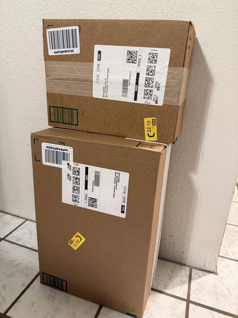 2025 4runner 6th gen Muslogy Interior Organizer's installed...2025 Trailhunter Ice Cap. Packagin