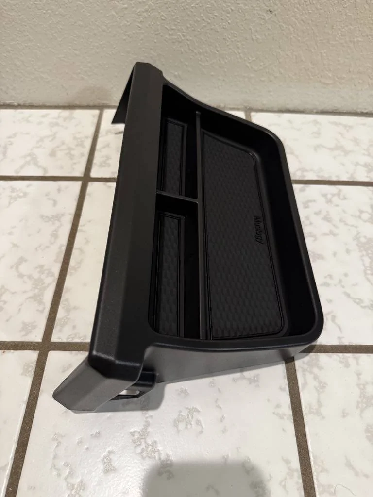 2025 4runner 6th gen Muslogy Interior Organizer's installed...2025 Trailhunter Ice Cap. Dashboard Storage Box