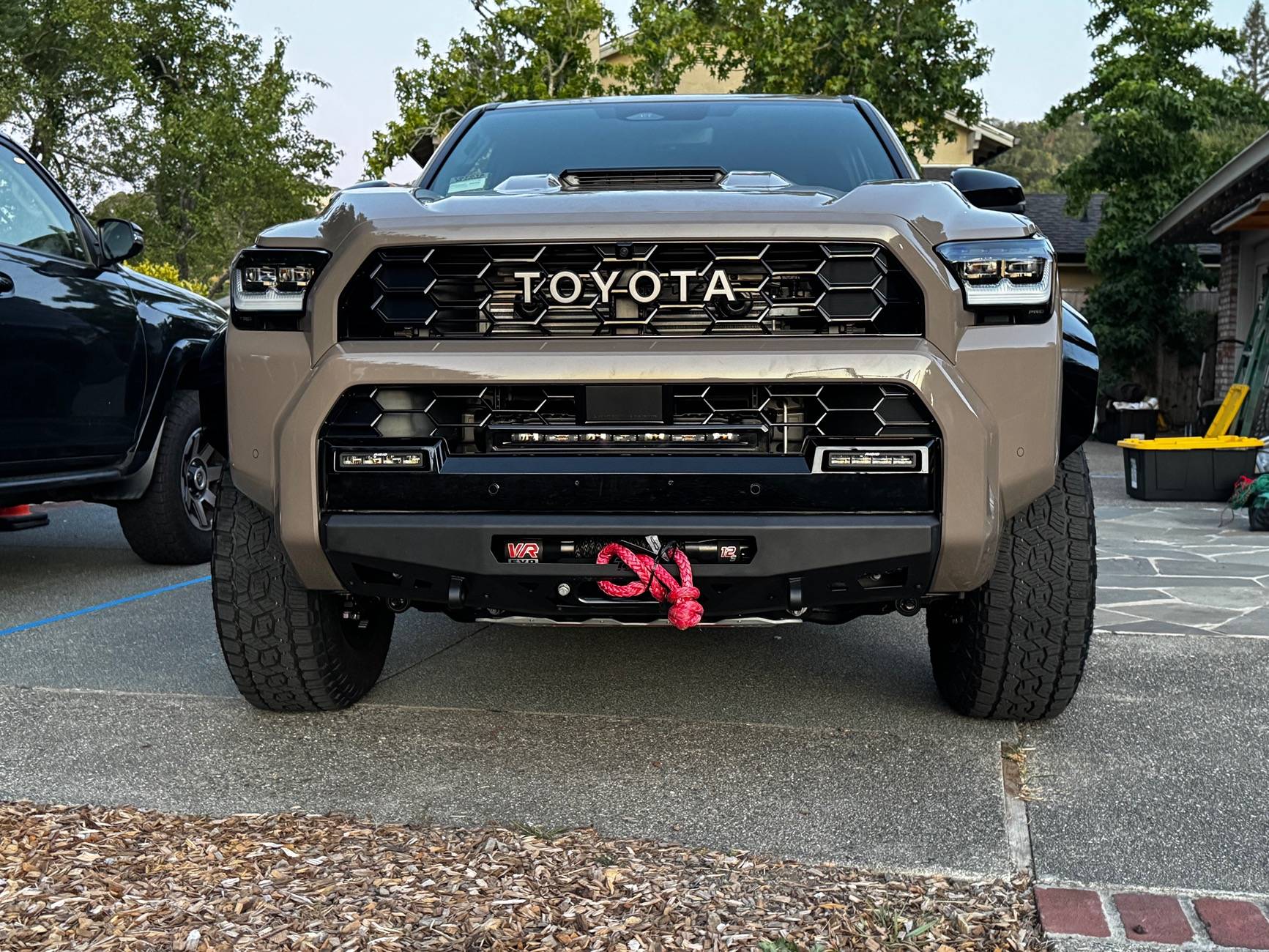 2025 4runner 6th gen RAGO CENTER MOUNT WINCH FRONT BUMPER (HYBRID INSTALL QUESTION) IMG_9603