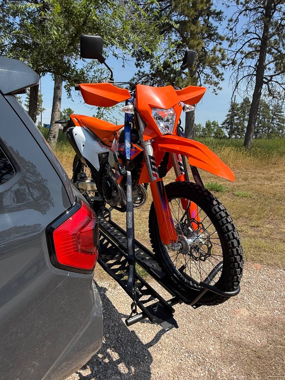 2025 Toyota 4runner Bike Rack installed on 6th gen - post your setups IMG_2758