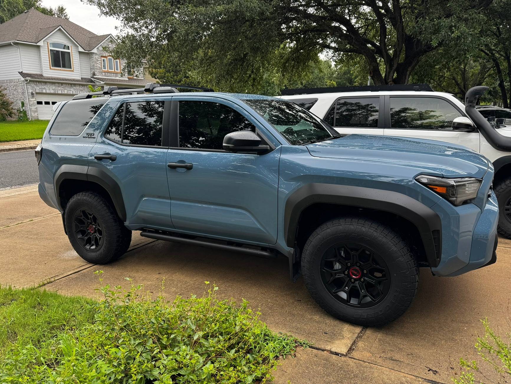 2025 4runner 6th gen Heritage Blue Off-Road Premium - Chill Daily Driver IMG_9677.JPEG