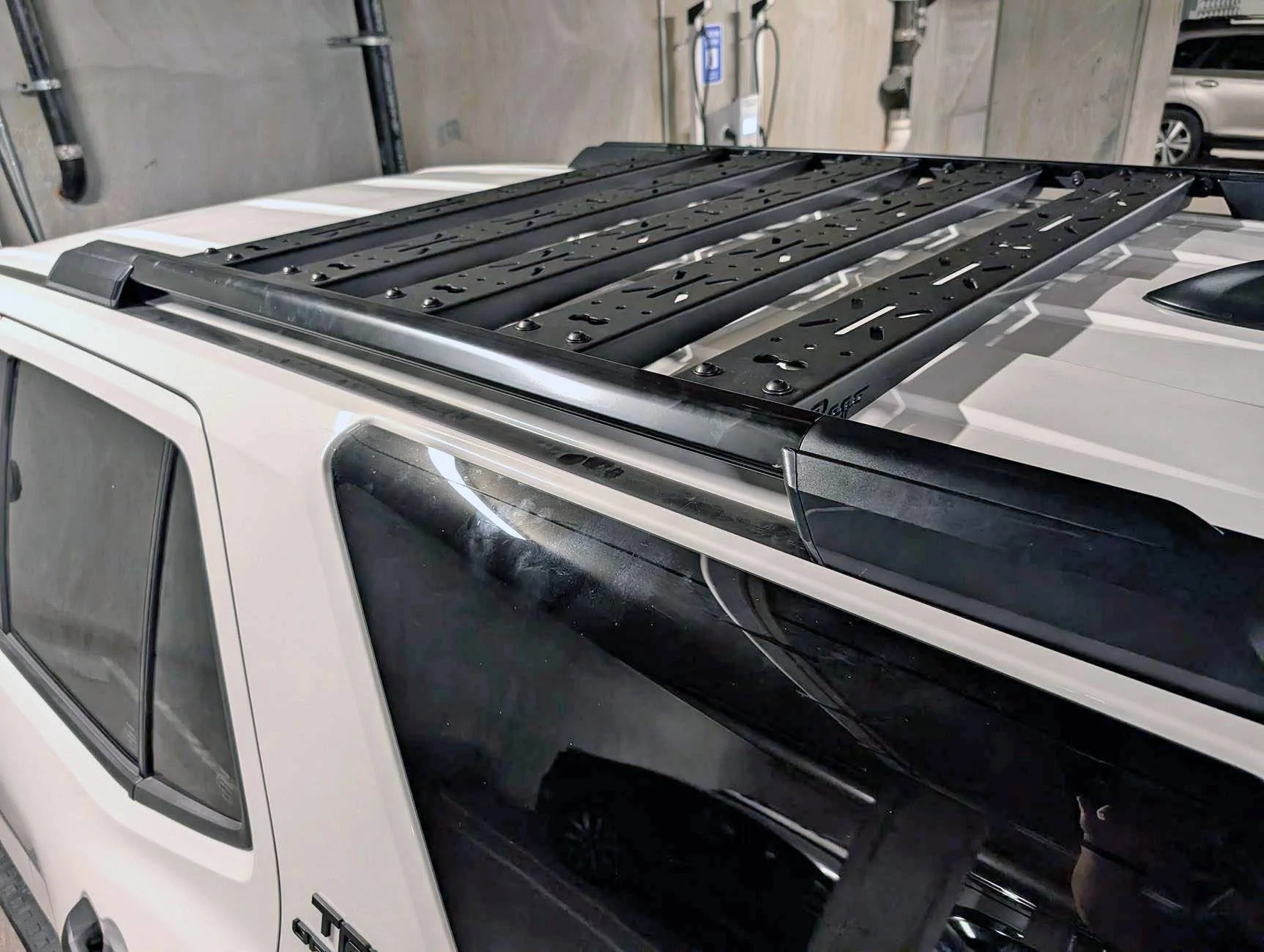 2025 4runner 6th gen Rago Fabrication Factory Rail Crossbars and Prinsu Ladder installed rago fabrication crossbars