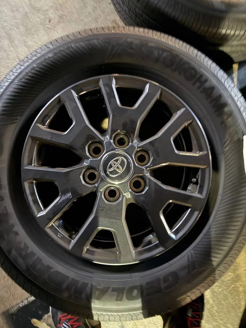 2025 4runner 6th gen WTS SR5 full size spare rim with tire IMG_0092