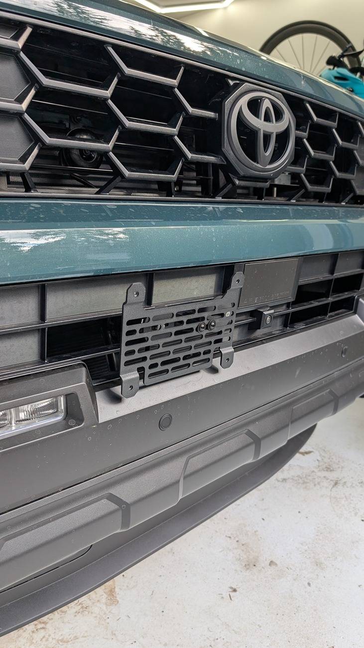 2025 4runner 6th gen NO DRILL Front License Plate Holder [Trailhunter + TRD Pro] PXL_20250715_011752739