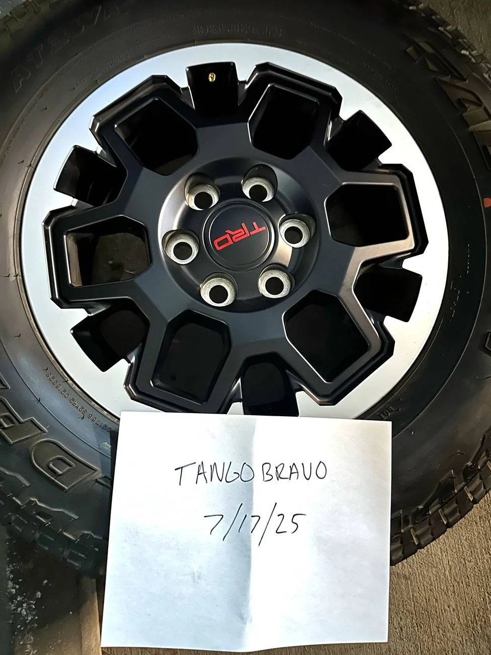 2025 4runner 6th gen WTS: TRD Offroad Premium takeoffs. Wheels, Lugs, Tires $950 OBO IMG_2009