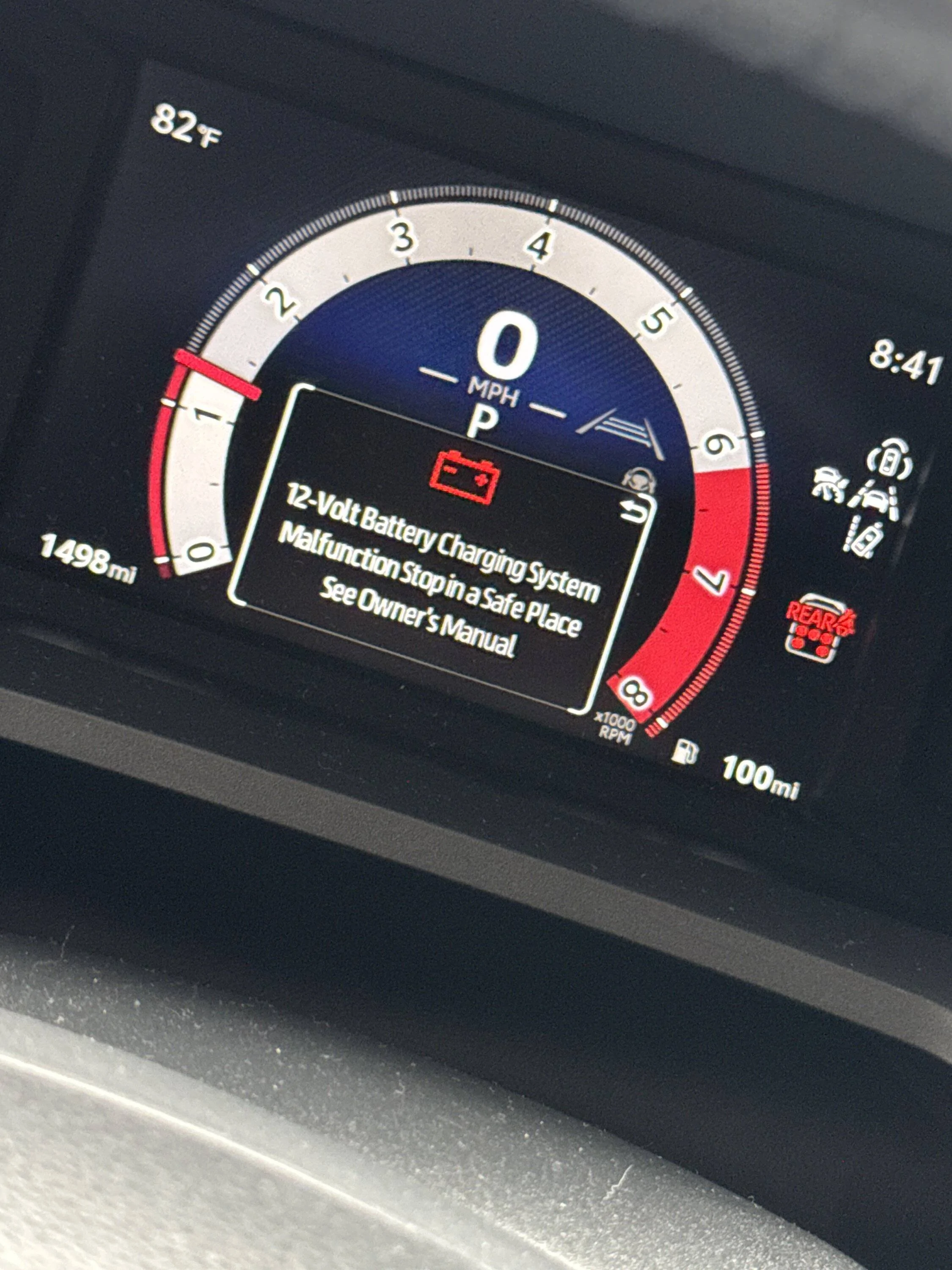 2025 4runner 6th gen **HELP. 2025 SR5 12v charging malfunction, overheating. IMG_2984