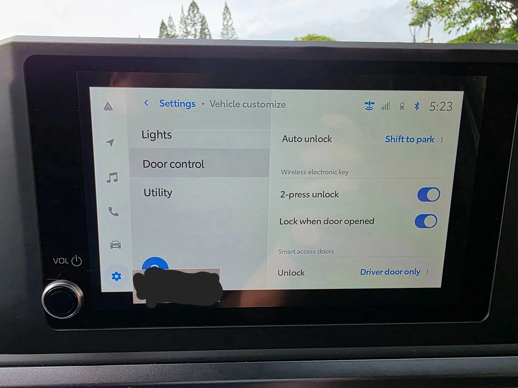 2025 4runner 6th gen Unlock all doors w/ hands? 1000014463