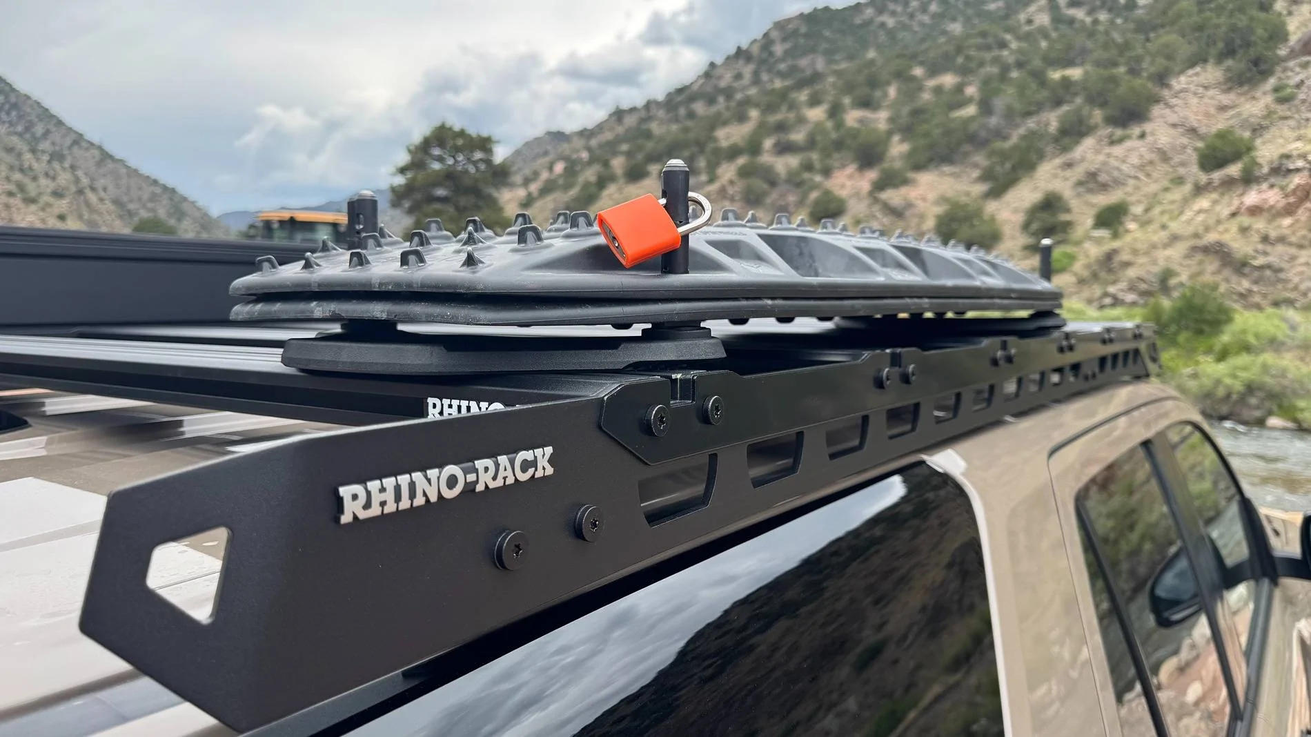 2025 4runner 6th gen Rhino Rack Reconn roof rack installed on 2024 4Runner 6th Gen TRD Pro IMG_4483