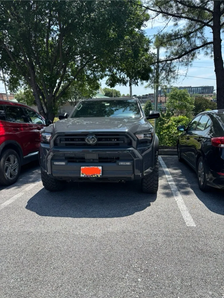 2025 4runner 6th gen SR5 tire/wheel help Image (6)