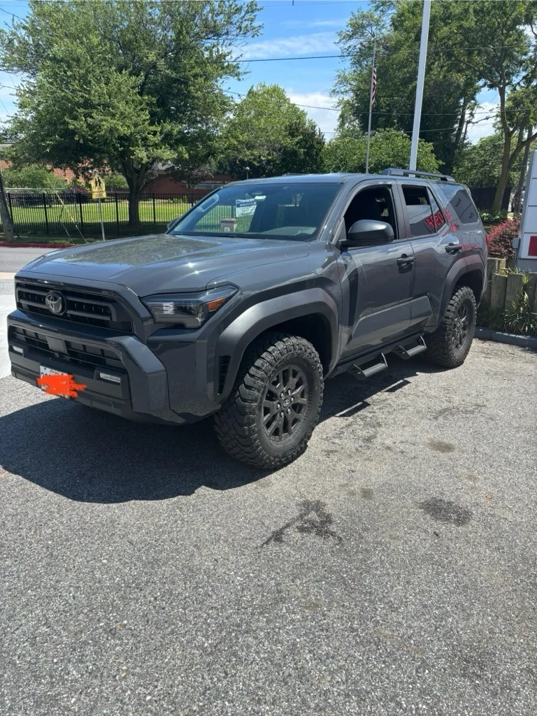 2025 4runner 6th gen SR5 tire/wheel help Image (4)