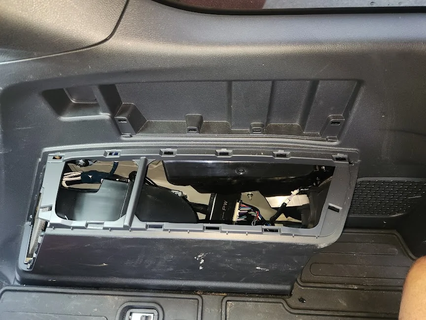 2025 4runner 6th gen Onboard Air Compressor in Trailhunter 4Runner -- Specs? ARB Air Compressor? 20250731_195013