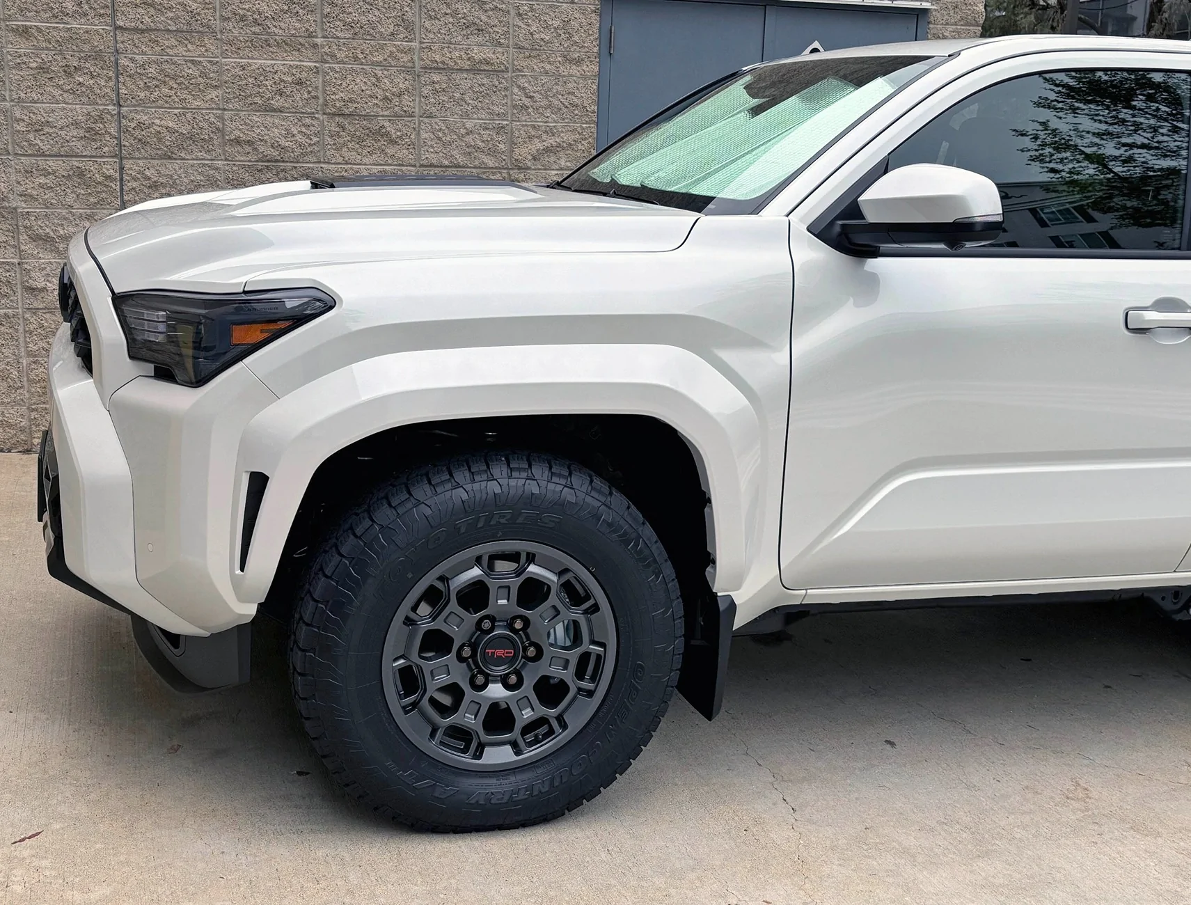 2025 4runner 6th gen WIND CHILL PEARL Photos 4Runner 6th Gen (2025+) IMG_6660