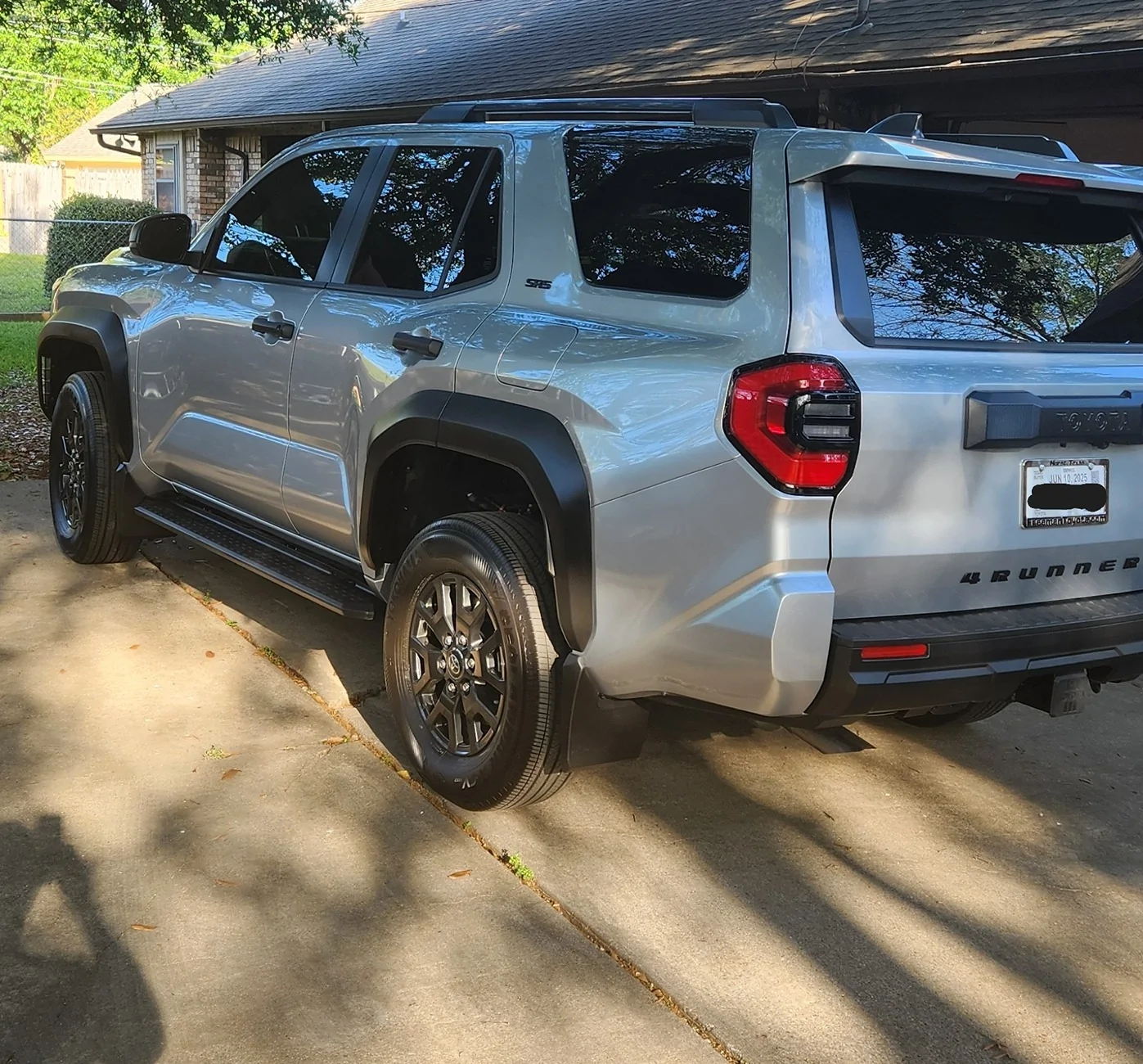 2025 4runner 6th gen Running Boards for function or just looks - be honest 1000005875.01