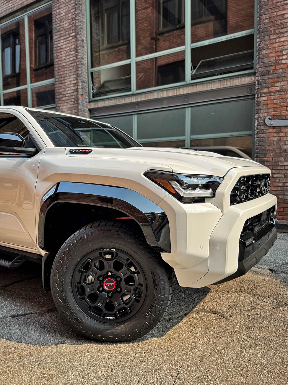 2025 4runner 6th gen ICE CAP WHITE Photos 4Runner 6th Gen (2025+) FullSizeRender (1)