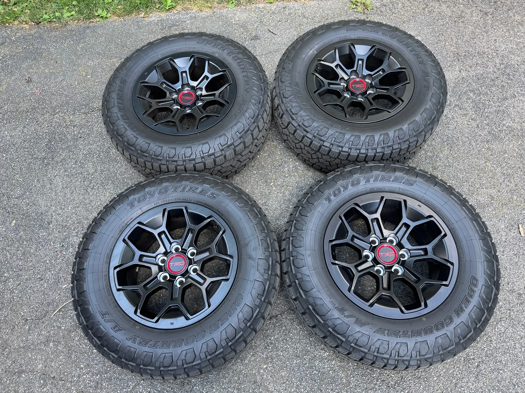 2025 4runner 6th gen Like New OEM 2025 TRD PRO Wheels & Tires - 400 Miles. Free Shipping. IMG_4213