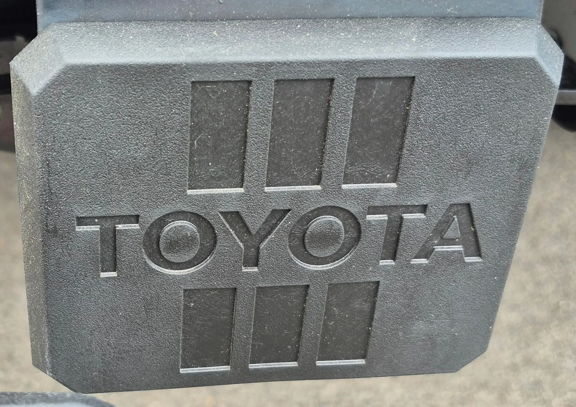 2025 4runner 6th gen 4Runner Hitch Cover / Plug very PRICEY (replacement part number inside) 20250804_132328(1)