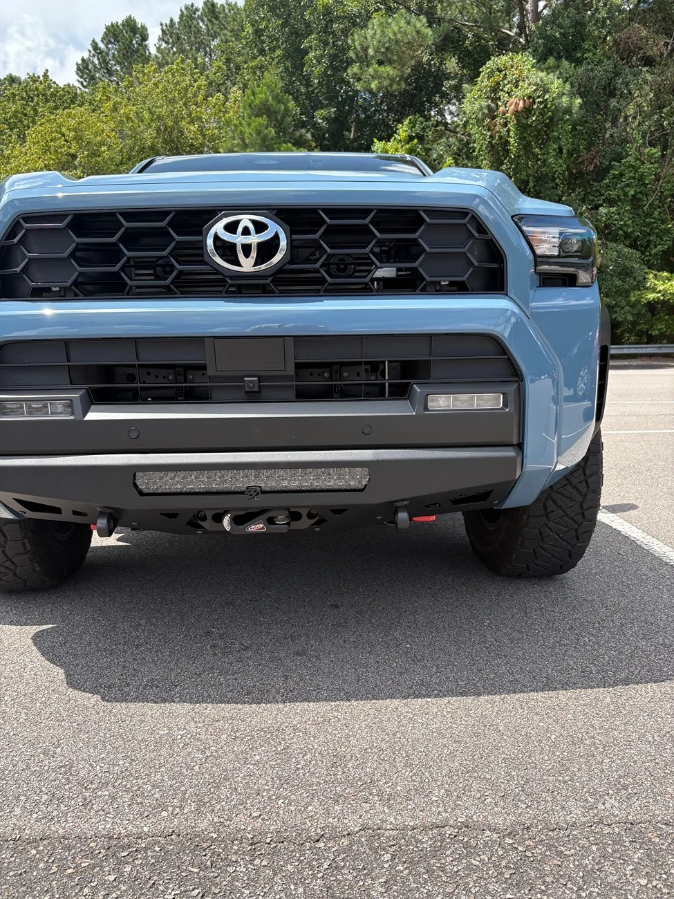 2025 4runner 6th gen Aftermarket Bumper: CBI Covert SS Winch Bumper, WARN Winch, Factor 55, Diode Dynamics installled IMG_0315