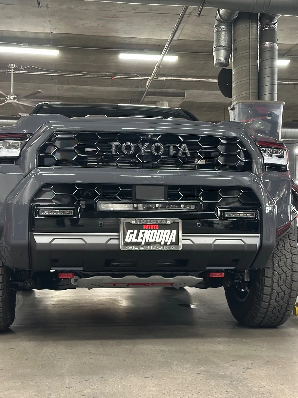 2025 4runner 6th gen A cheap way to have a RED tow hooks IMG_4751